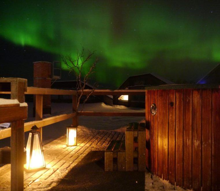 Mattarahkka Northern Light Lodge คิรูนา ภายนอก รูปภาพ